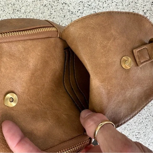 Boho leather crossbody bag - Picture 3 of 6